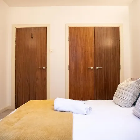 Chic In The Heart Of Leeds Centre * Leeds (West Yorkshire)