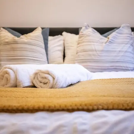 Apartment Chic In The Heart Of Leeds Centre *