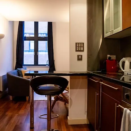 Apartment Chic In The Heart Of Leeds Centre Leeds (West Yorkshire)