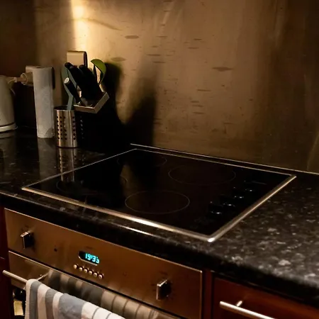 Apartment Chic In The Heart Of Leeds Centre